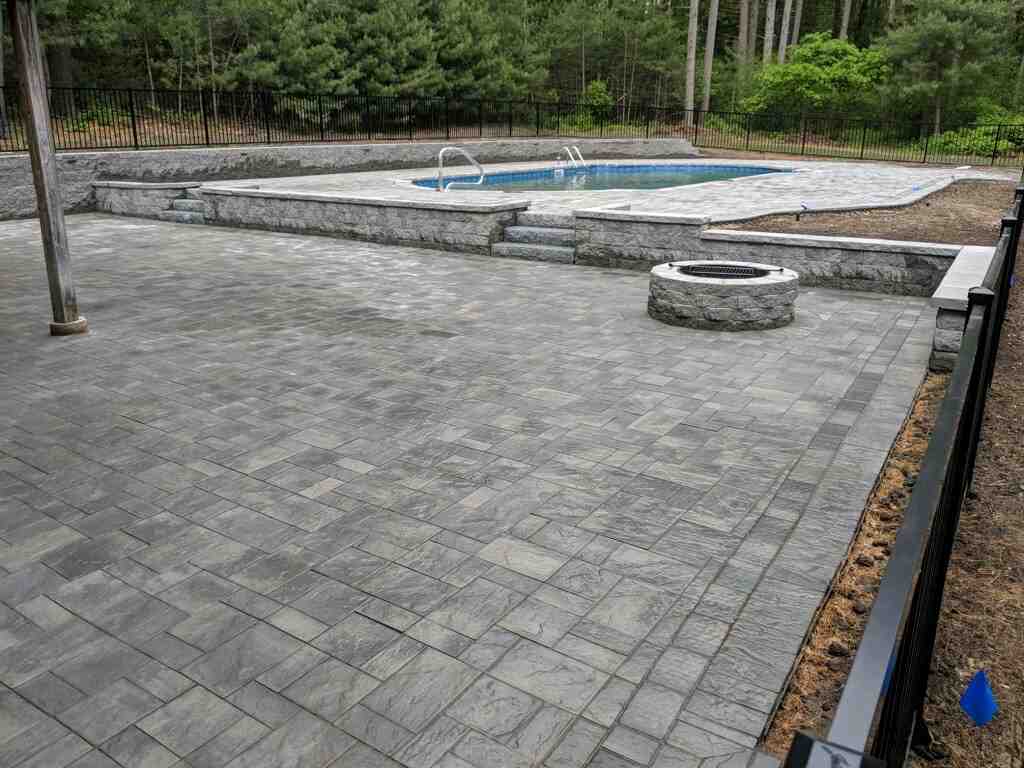 Beautiful hardscaping design - hardscaping contractor