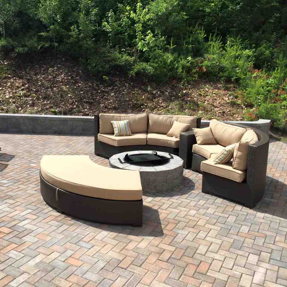 McLeod Landscaping Warmth & Style: Your Guide to Outdoor Fire Pit Tables